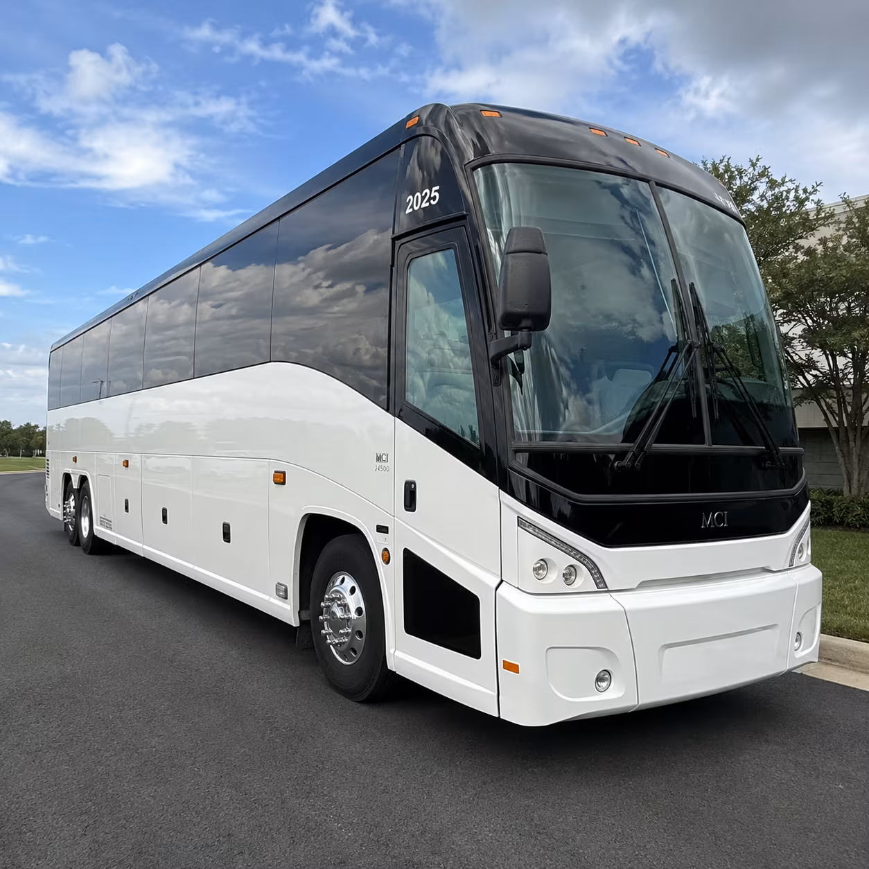 charter buses for corporate retreats to lake tahoe and beyond