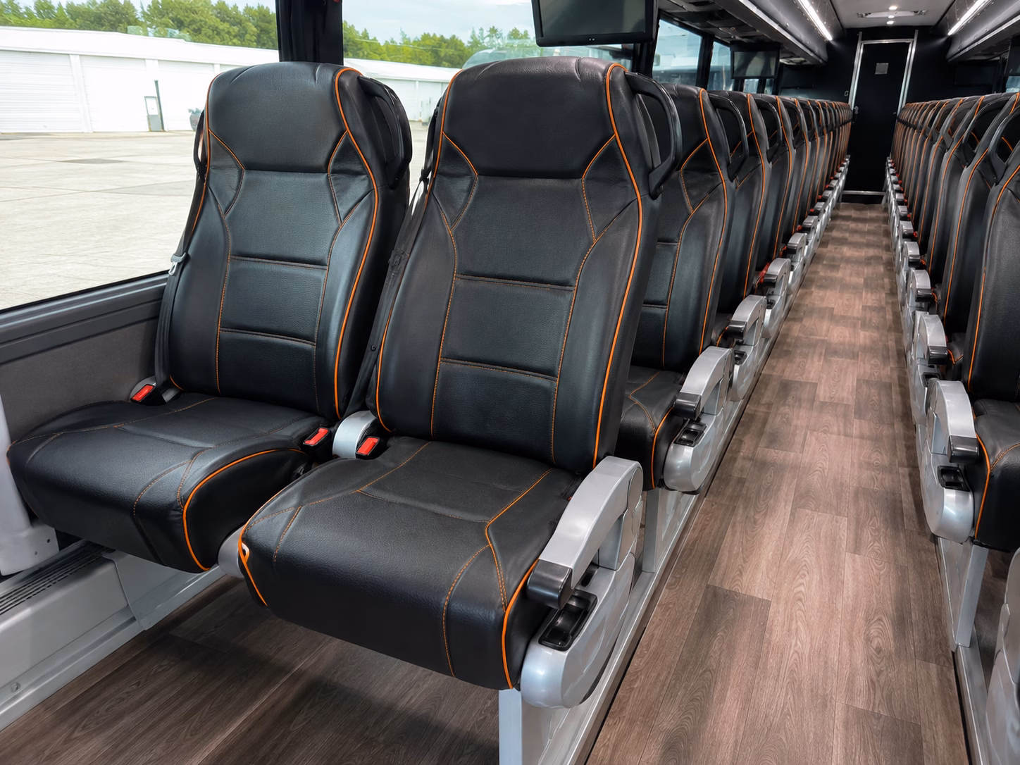 charter buses to nevada wolf pack football at mackay stadium
